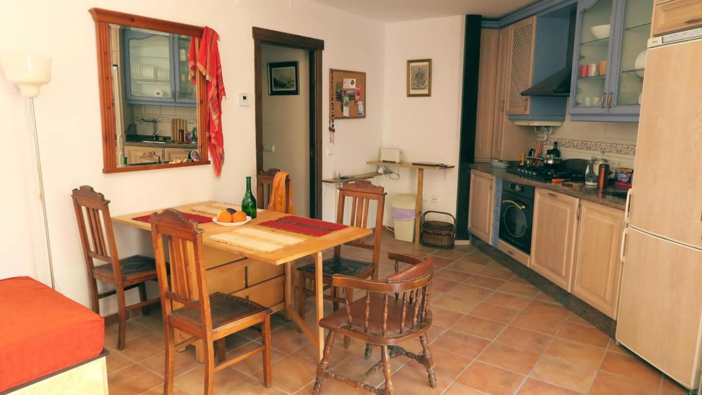 Charming Albaicin Patio Flat Free Onsite Parking Apartment Granada Exterior photo