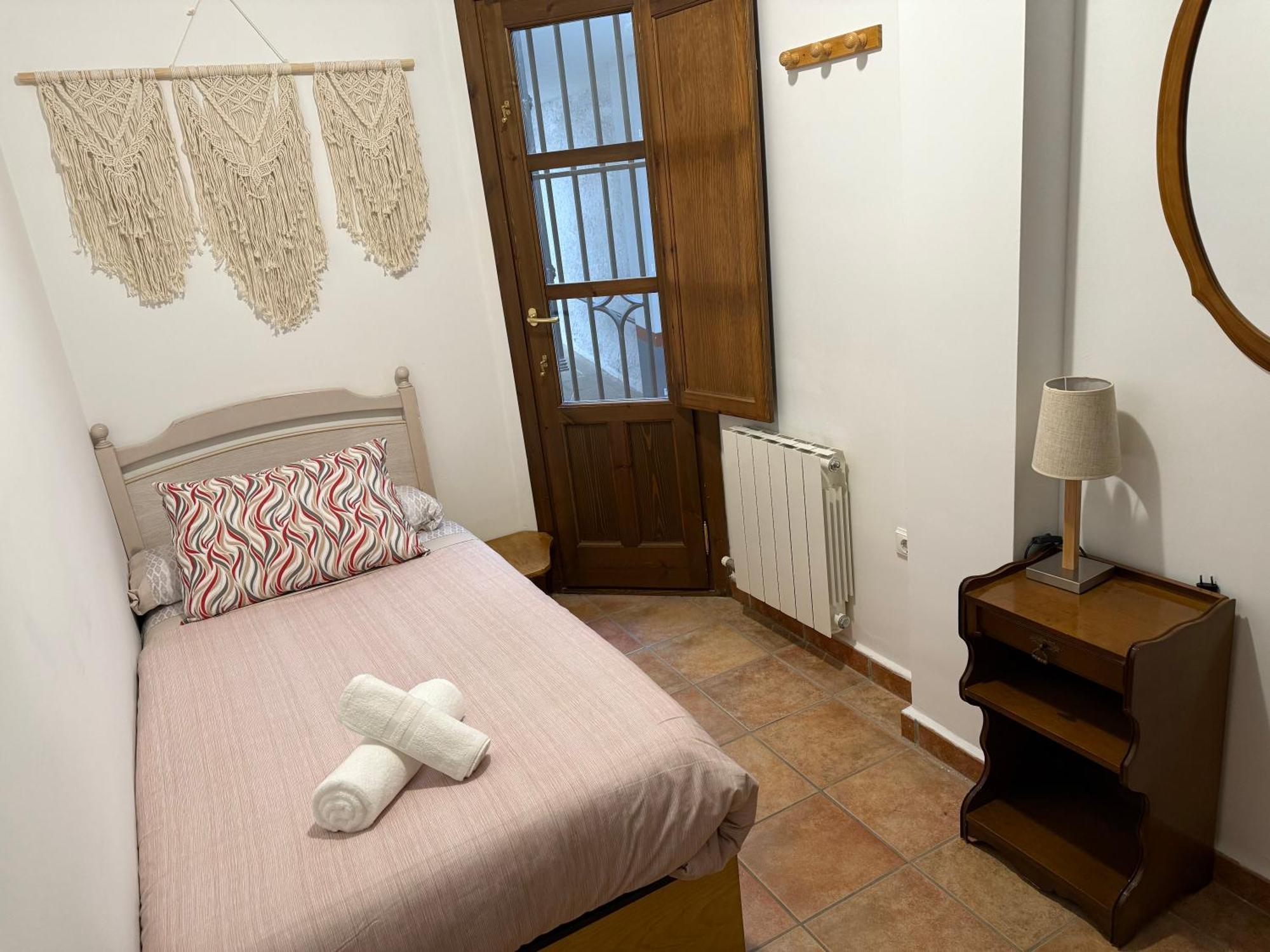 Charming Albaicin Patio Flat Free Onsite Parking Apartment Granada Exterior photo